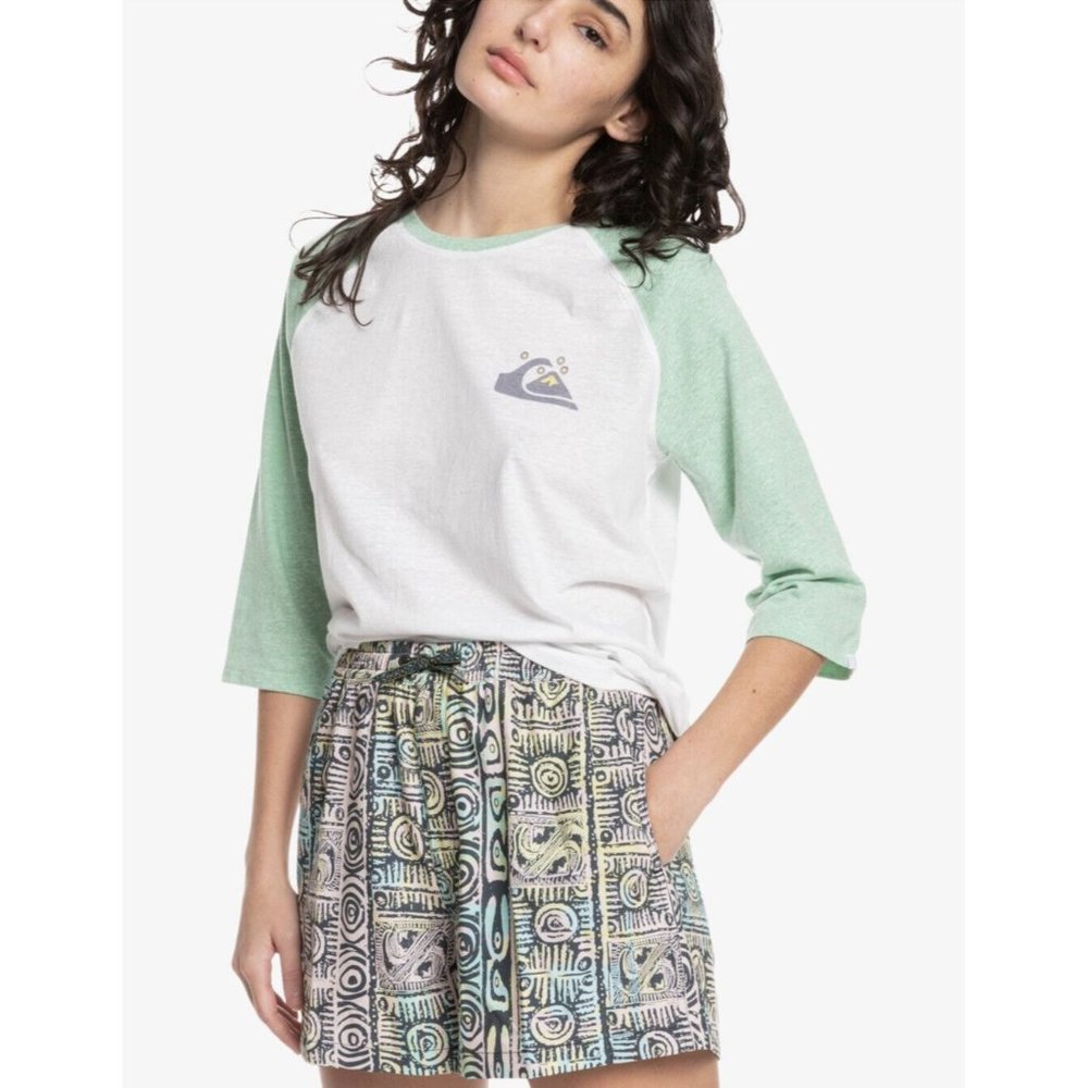 $35 Quiksilver Women’s Standard Raglan 3/4 Sleeves T-Shirt Size S